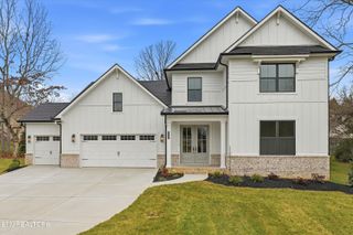 8151 Nubbin Ridge Rd, Knoxville, TN 37919