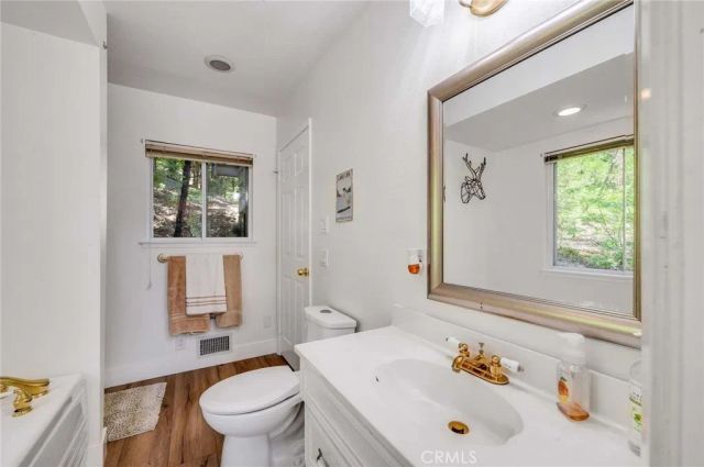 395 Primrose Circle 1-2, Lake Arrowhead, CA 92352