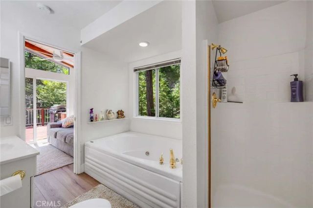 395 Primrose Circle 1-2, Lake Arrowhead, CA 92352