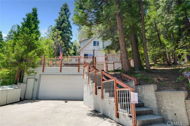395 Primrose Circle 1-2, Lake Arrowhead, CA 92352