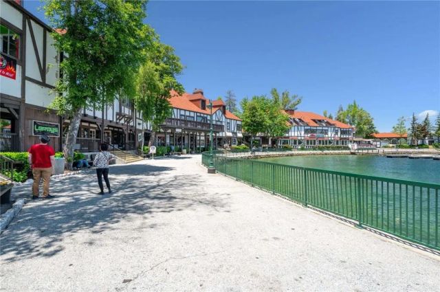 395 Primrose Circle 1-2, Lake Arrowhead, CA 92352