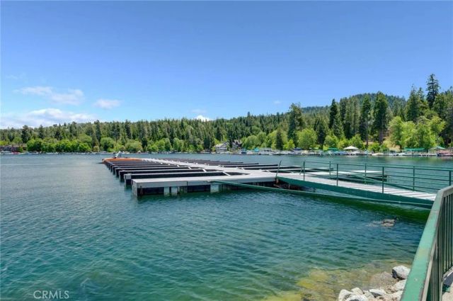 395 Primrose Circle 1-2, Lake Arrowhead, CA 92352