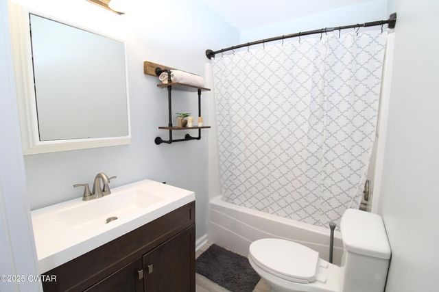 3125 Old Huntingdon Rd, Lexington, TN 38351