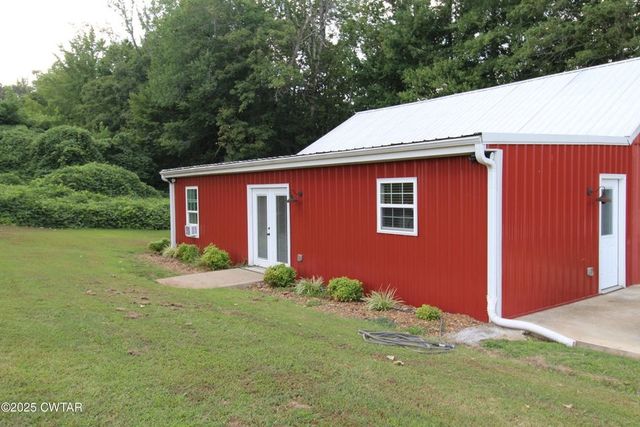 3125 Old Huntingdon Rd, Lexington, TN 38351