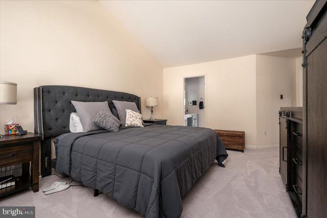 8026 MOSS BANK DR, Laurel, MD 20724