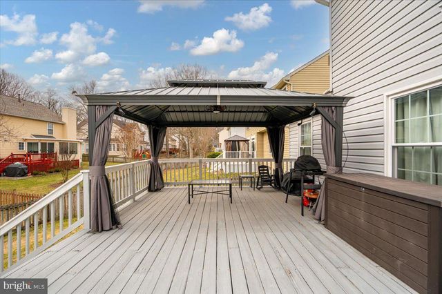 8026 MOSS BANK DR, Laurel, MD 20724