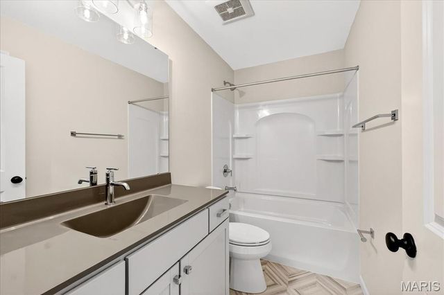 210 Randlin Drive, O'fallon, MO 63367