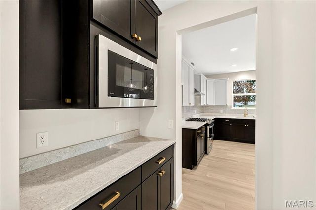 210 Randlin Drive, O'fallon, MO 63367