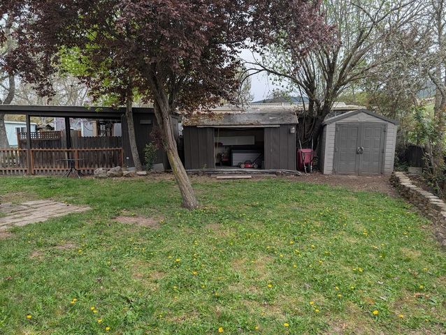 1055 N 5th UNIT 19, Jacksonville, OR 97530