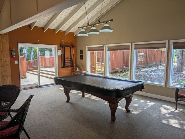 1055 N 5th UNIT 19, Jacksonville, OR 97530