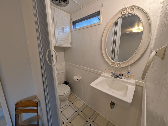 1055 N 5th UNIT 19, Jacksonville, OR 97530