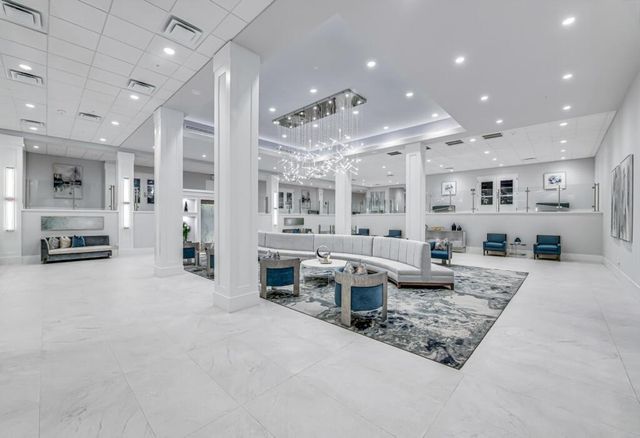 6235 Kings Gate Circle, Delray Beach, FL 33484
