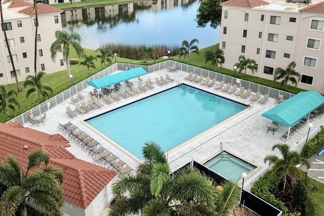 6235 Kings Gate Circle, Delray Beach, FL 33484