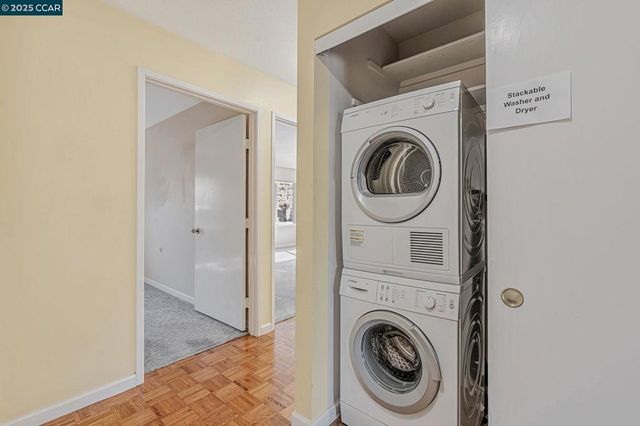 1909 Skycrest Dr 2, Walnut Creek, CA 94595