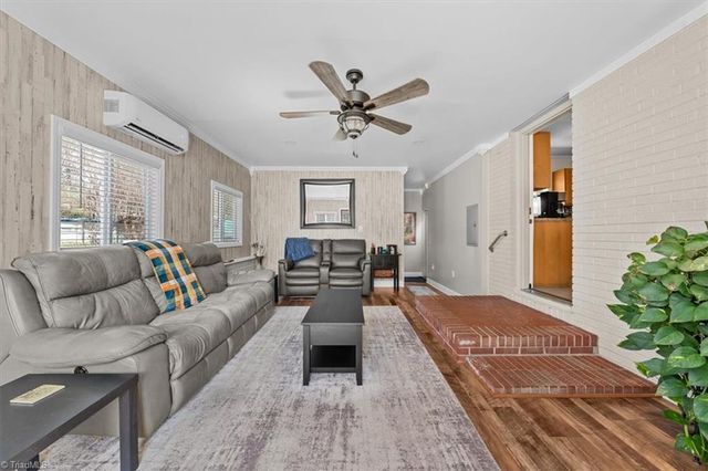 1025 Parkview Street, Asheboro, NC 27203