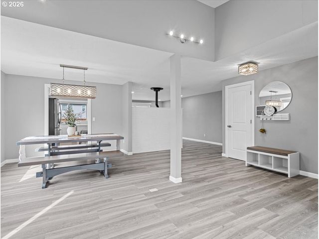 17235 Nw MEADOW GRASS Dr, Beaverton, OR 97006