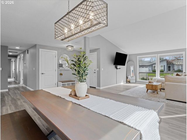 17235 Nw MEADOW GRASS Dr, Beaverton, OR 97006