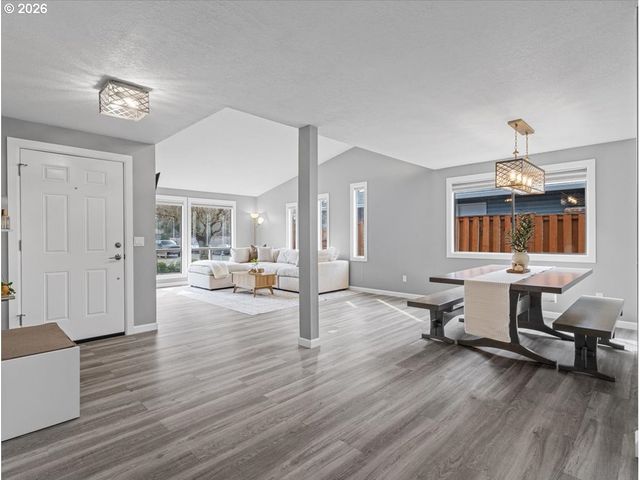 17235 Nw MEADOW GRASS Dr, Beaverton, OR 97006