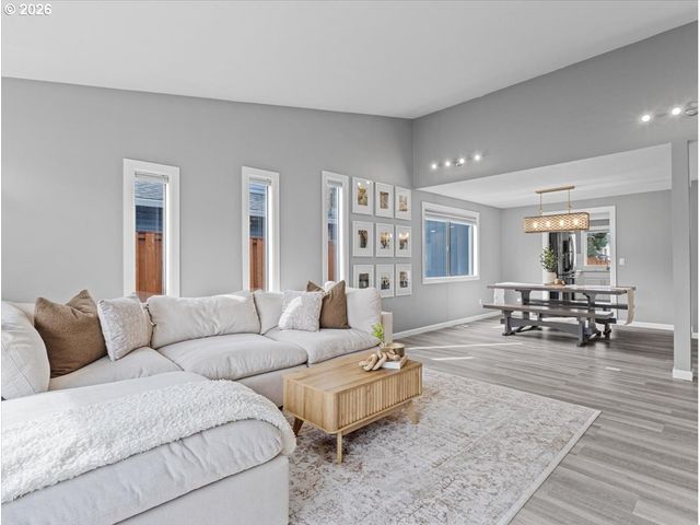 17235 Nw MEADOW GRASS Dr, Beaverton, OR 97006