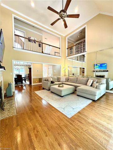 113 Finborough Court, Kernersville, NC 27284