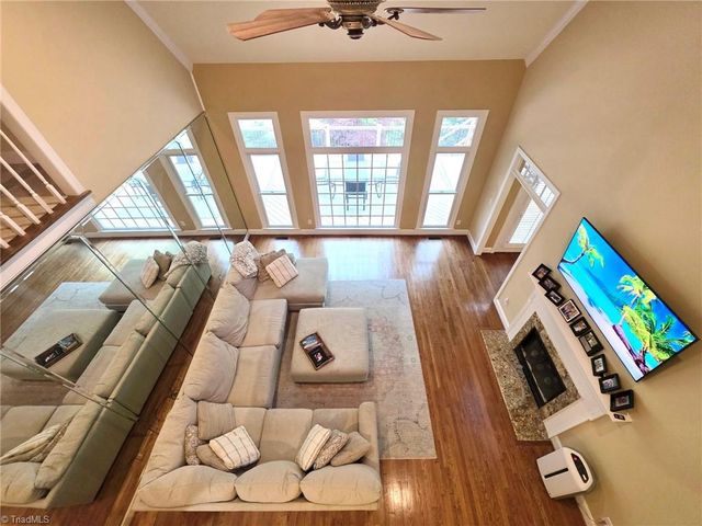 113 Finborough Court, Kernersville, NC 27284