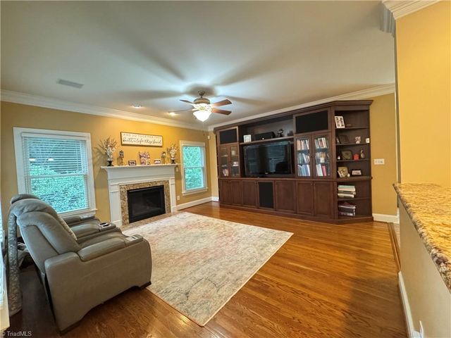 113 Finborough Court, Kernersville, NC 27284