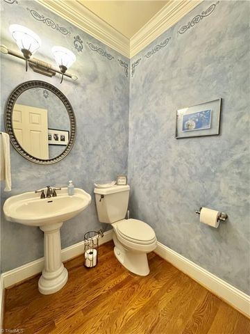 113 Finborough Court, Kernersville, NC 27284