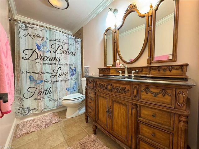 113 Finborough Court, Kernersville, NC 27284