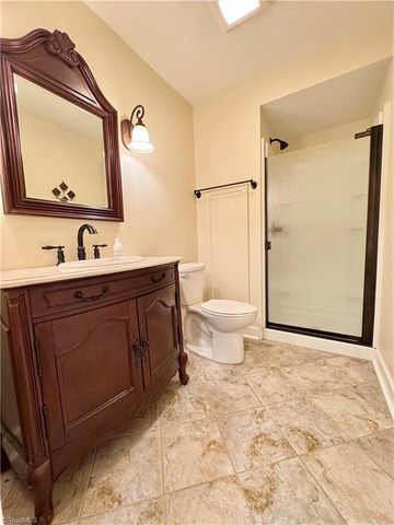 113 Finborough Court, Kernersville, NC 27284