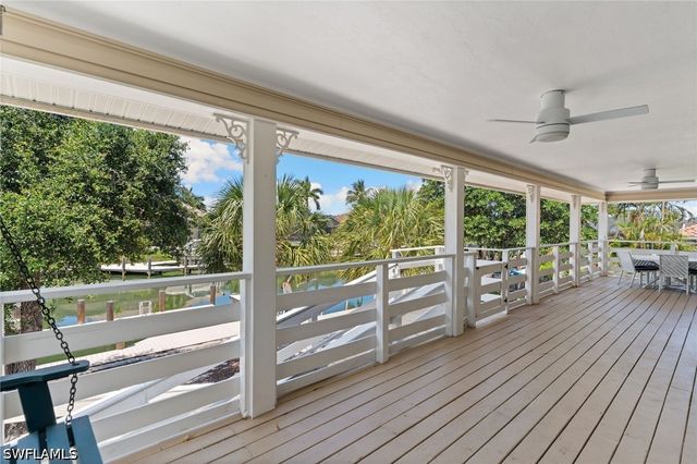 324 Waterleaf CT, Marco Island, FL 34145