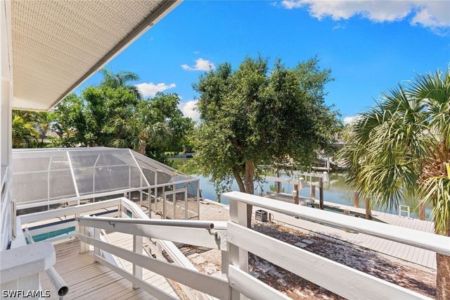 324 Waterleaf CT, Marco Island, FL 34145