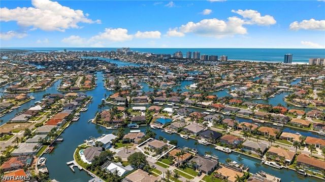 324 Waterleaf CT, Marco Island, FL 34145