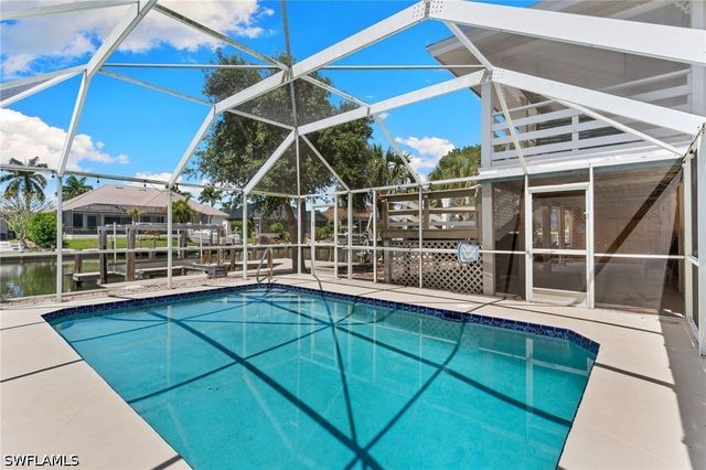 324 Waterleaf CT, Marco Island, FL 34145