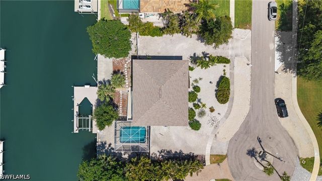 324 Waterleaf CT, Marco Island, FL 34145