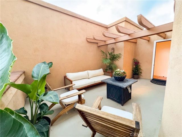 214 N Irena B, Redondo Beach, CA 90277