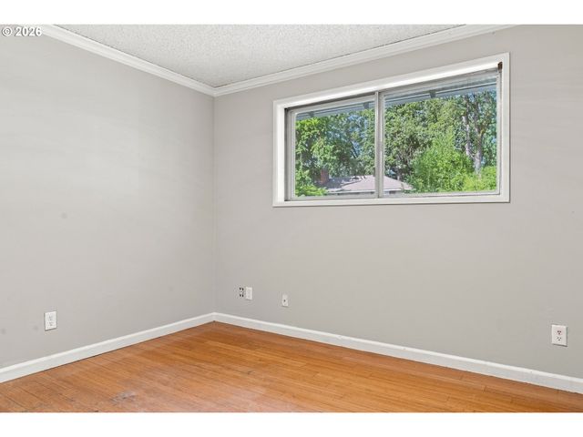 17377 Se COLINA VISTA Ave, Milwaukie, OR 97267