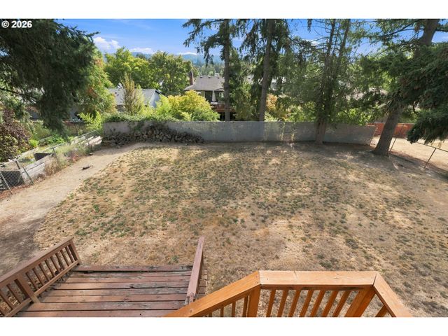 17377 Se COLINA VISTA Ave, Milwaukie, OR 97267