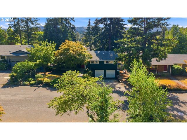 17377 Se COLINA VISTA Ave, Milwaukie, OR 97267