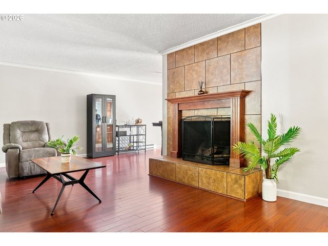 17377 Se COLINA VISTA Ave, Milwaukie, OR 97267