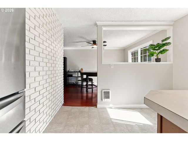17377 Se COLINA VISTA Ave, Milwaukie, OR 97267