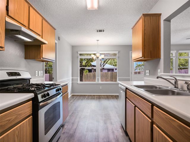 1411 Hollow Tree BLVD, Round Rock, TX 78681