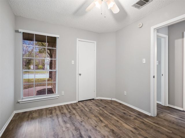 1411 Hollow Tree BLVD, Round Rock, TX 78681