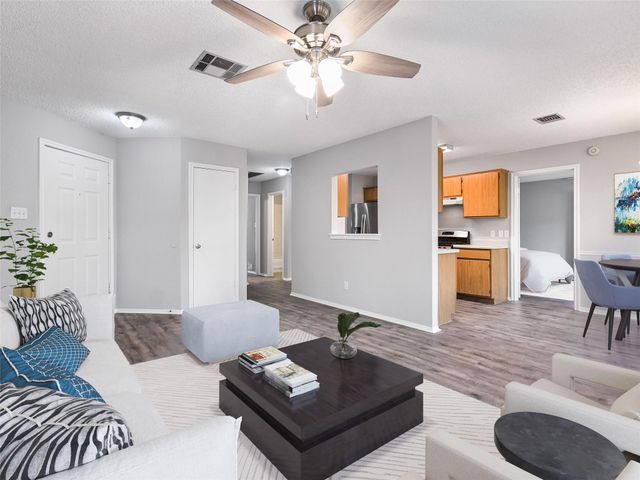 1411 Hollow Tree BLVD, Round Rock, TX 78681