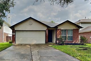 2039 Greencrest Drive, Missouri City, TX 77489
