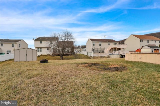 1016 JOSEPHINE DR, Temple, PA 19560