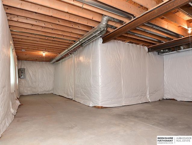 130 Broken Arrow Circle, Yutan, NE 68073