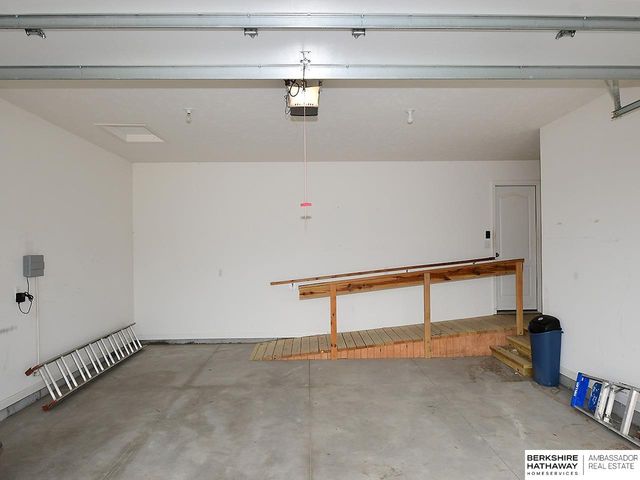 130 Broken Arrow Circle, Yutan, NE 68073