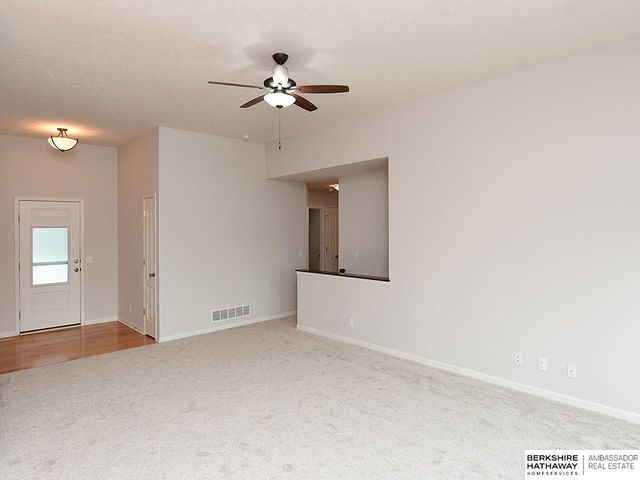 130 Broken Arrow Circle, Yutan, NE 68073