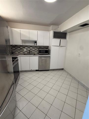 2801 NE 183rd Street 1914W, Aventura, FL 33160