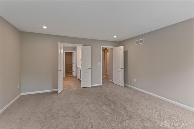2623 Golden Leaf Drive, Beavercreek, OH 45431
